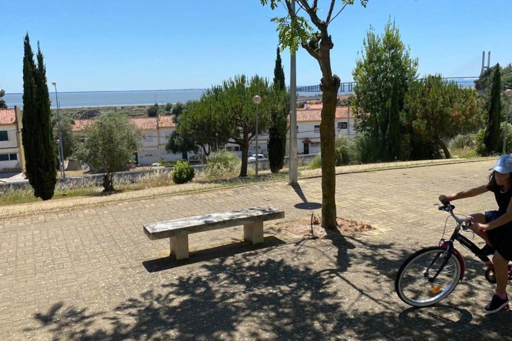 Quarto Duplo Parque Tejo, Com Wc Bobadela Buitenkant foto